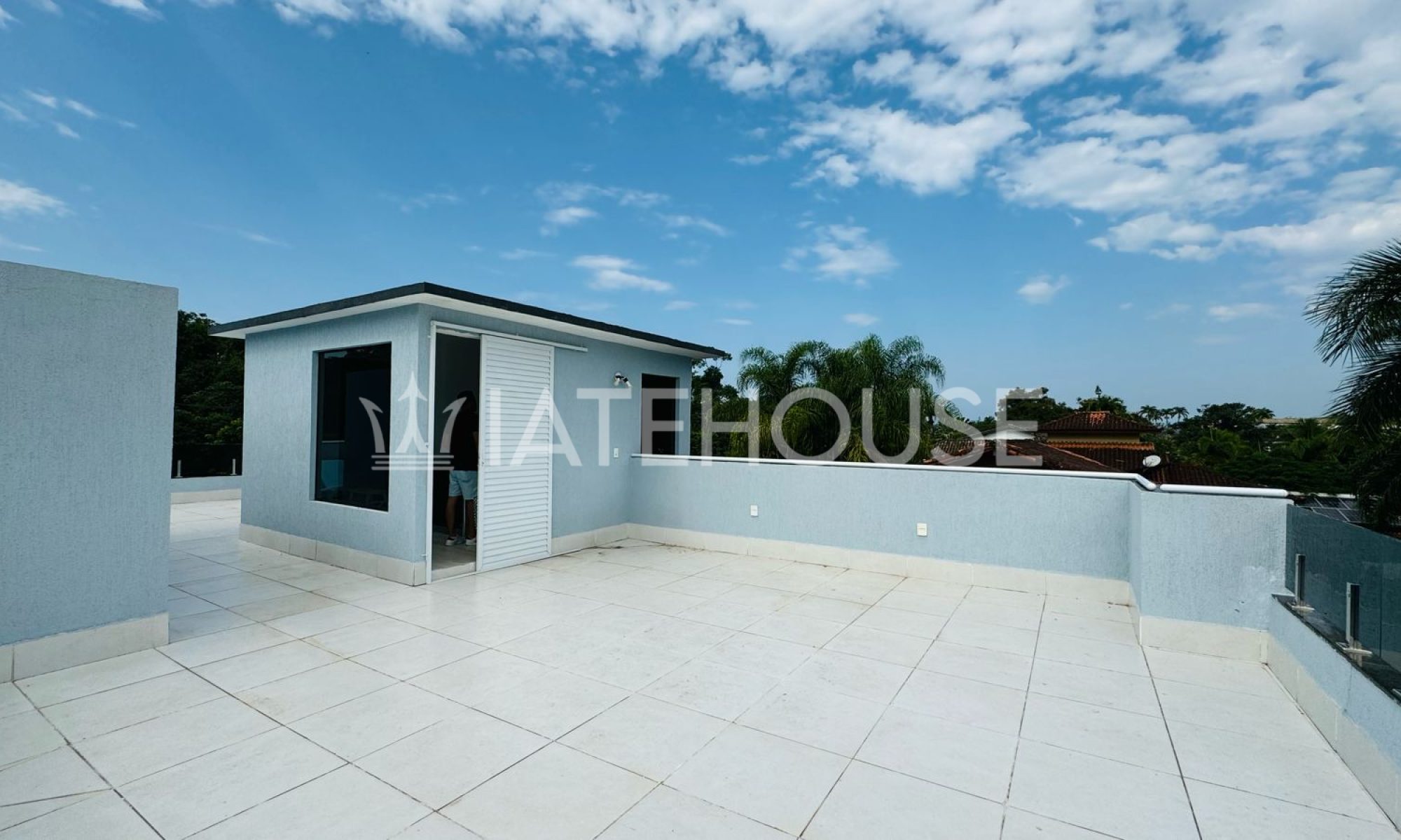 1ee0c067-87ac-4e90-b385-04d7bd854204