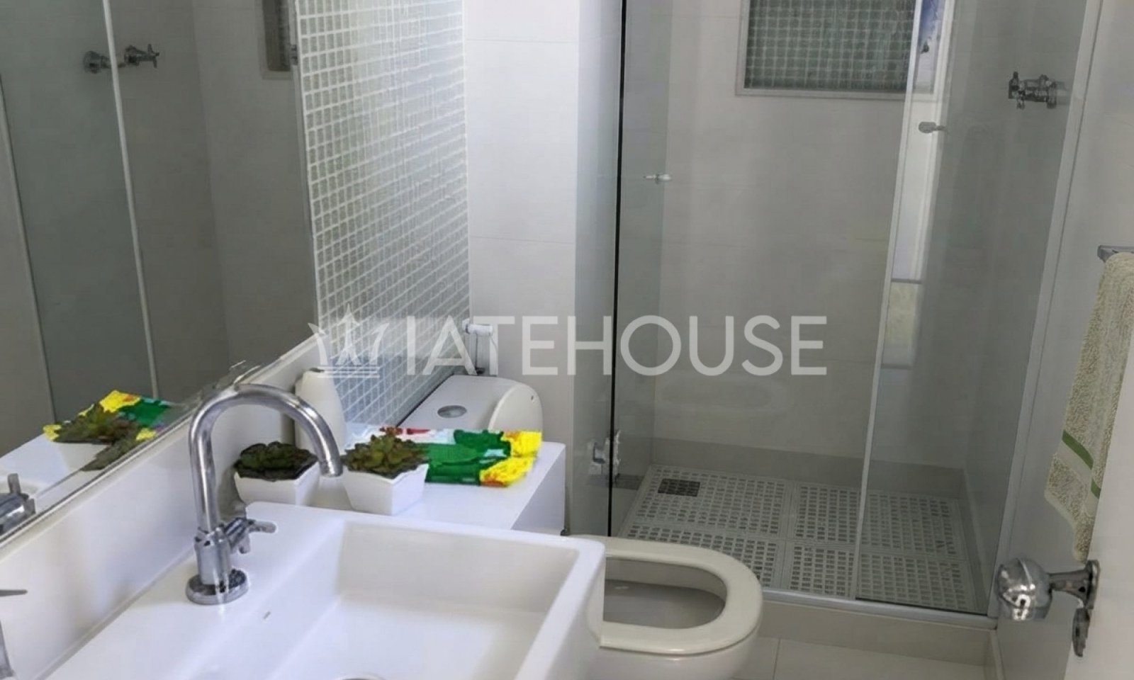 Editing_house_advertisement_image_20261008163616