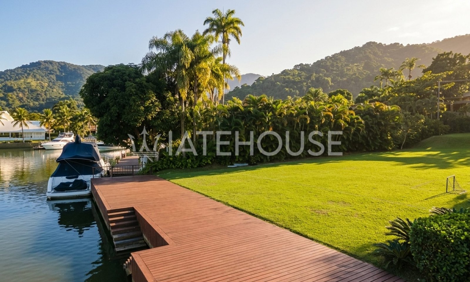 Vacation_rental_house_drone_view_20261014162419