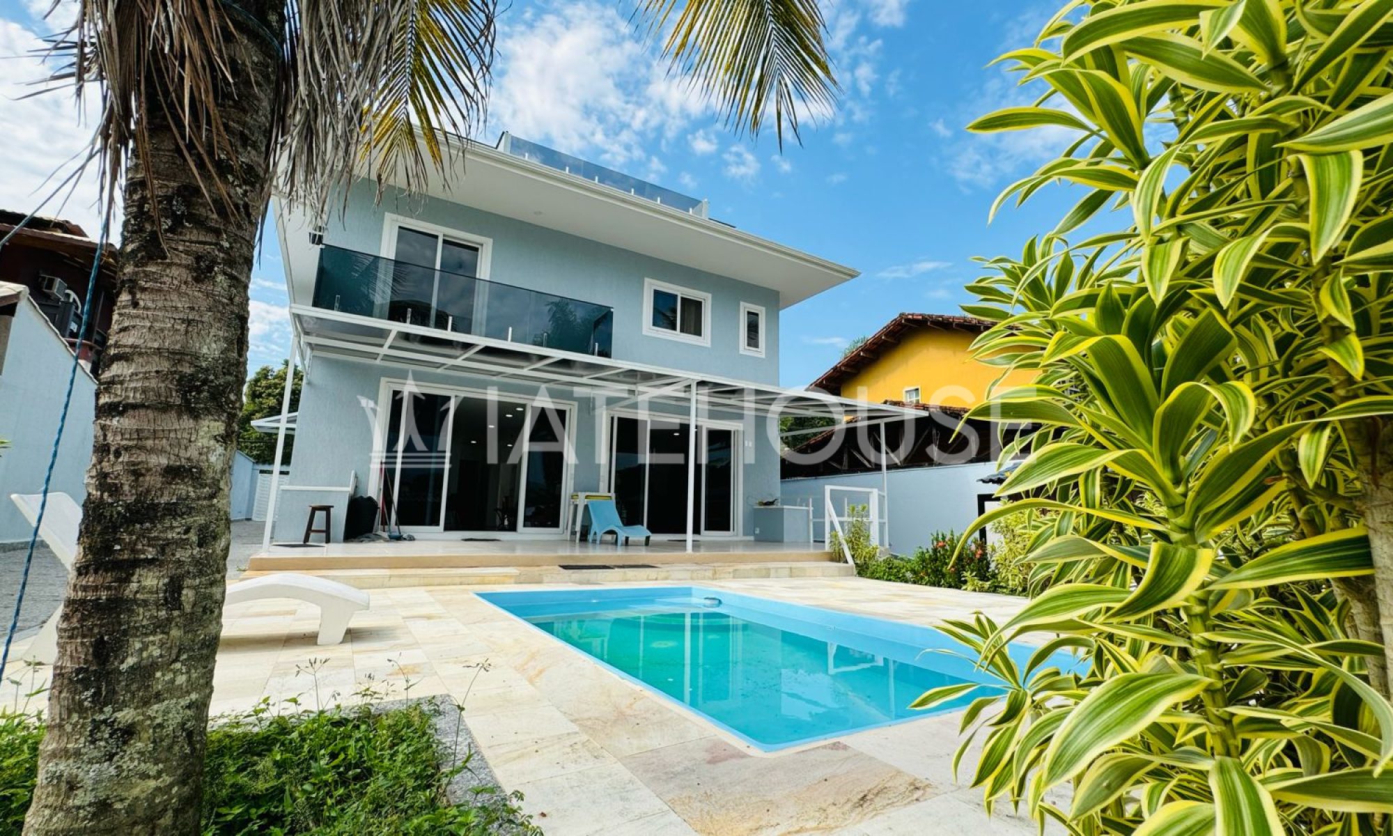 fd71e085-a0cc-40d1-8da4-f9aa943b0484